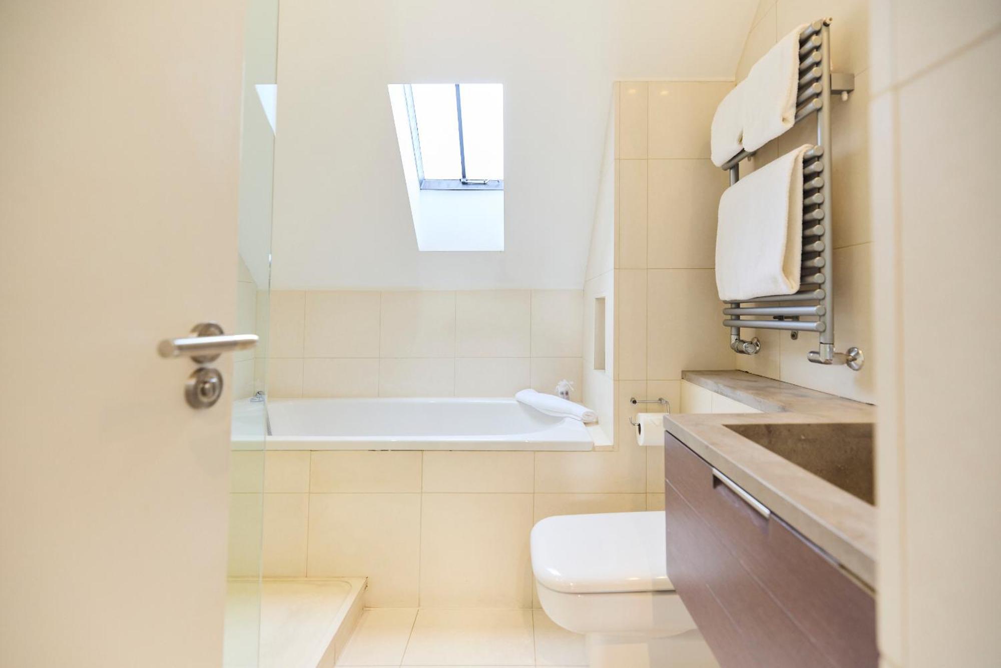Appartamento The Hampstead Garden Hideaway - 5bdr With Pool And Garden *
