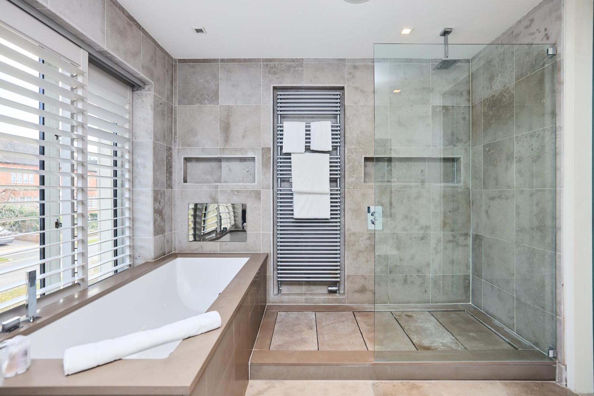 The Hampstead Garden Hideaway - 5bdr With Pool And Garden Appartamento *