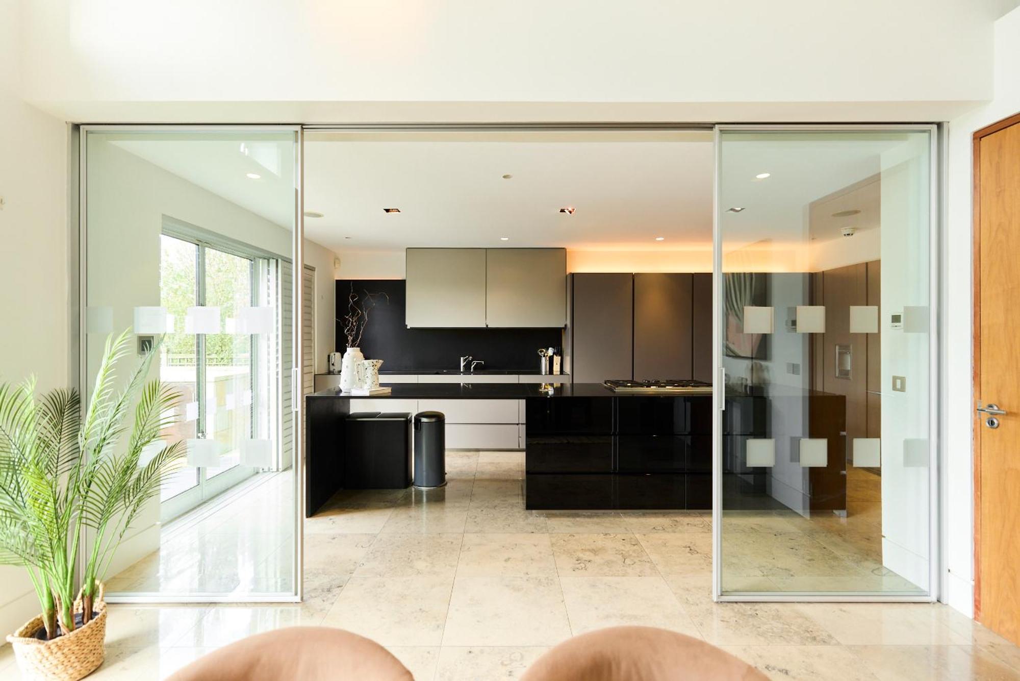 The Hampstead Garden Hideaway - 5bdr With Pool And Garden Appartamento